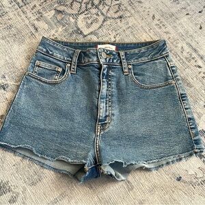 Sunday Best Denim shorts 💙